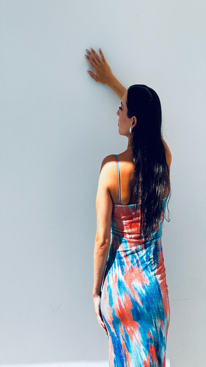 Robe bleue colorée brillante