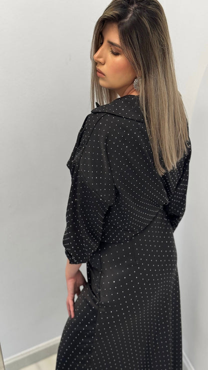 conjunto camisa y falda satinada brillos