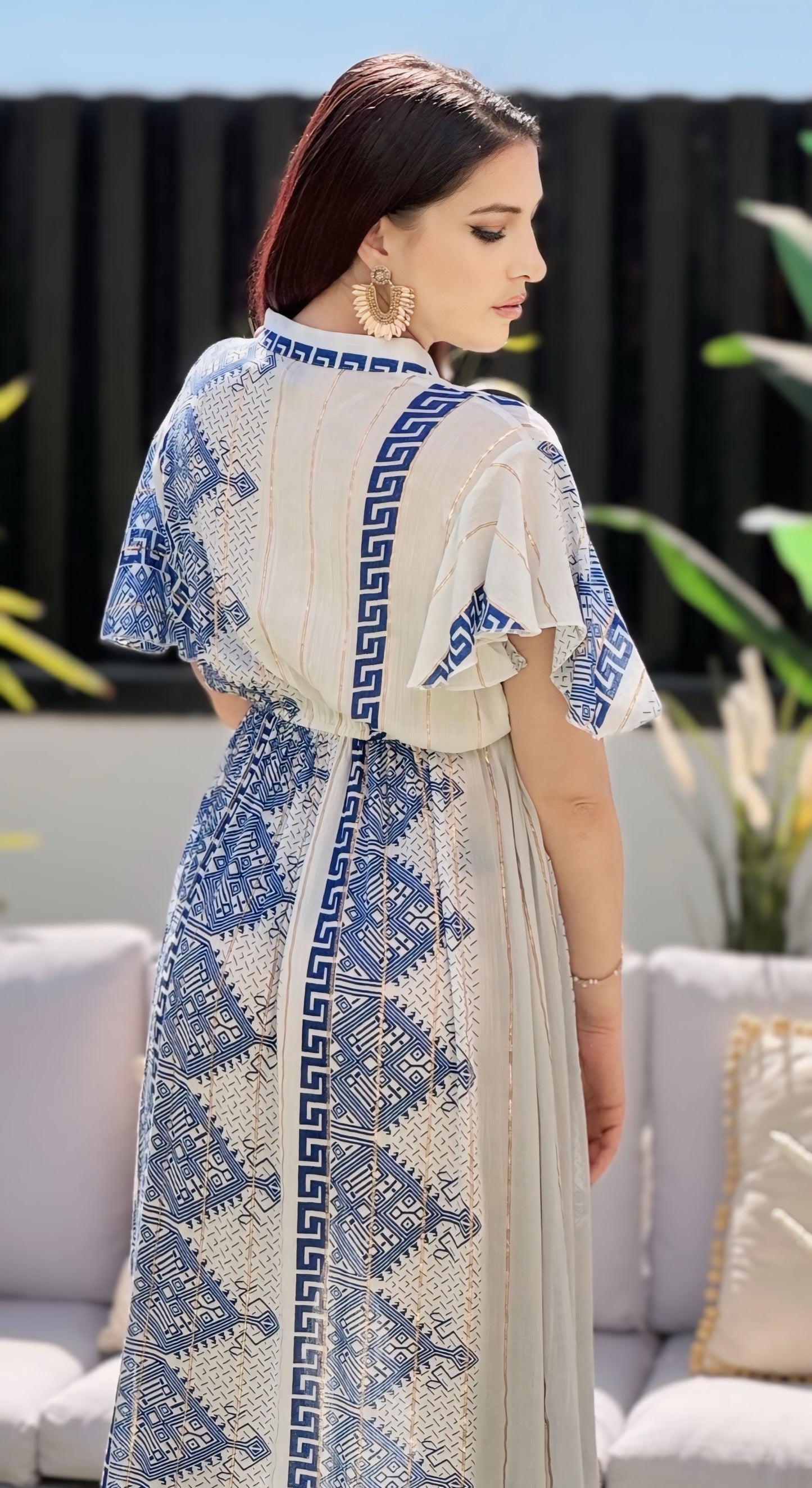 Vestido longo com estampa grega