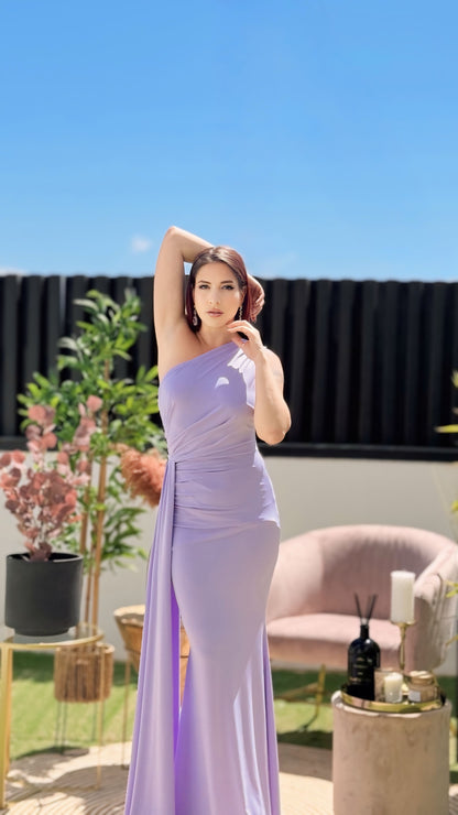 Robe longue avec queue