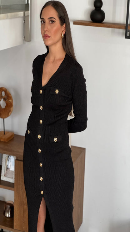 Robe en maille à manches longues avec boutons effet brillant