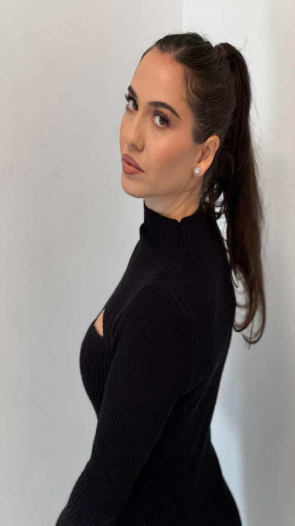Vestido canalé cut out