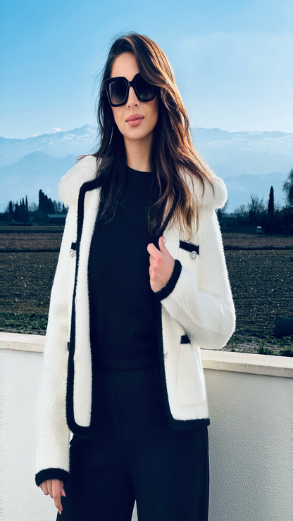 Chaqueta punto efecto pelo botón perla